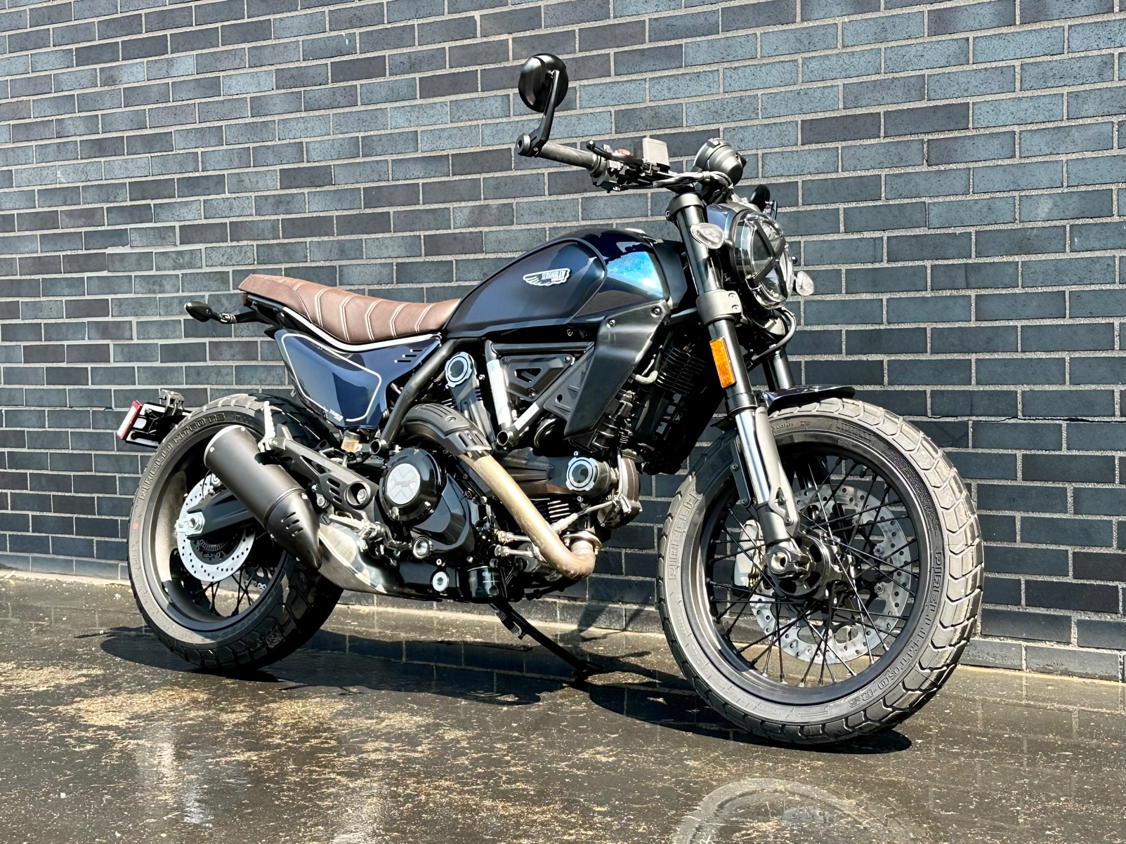 Scrambler ducati deals nightshift