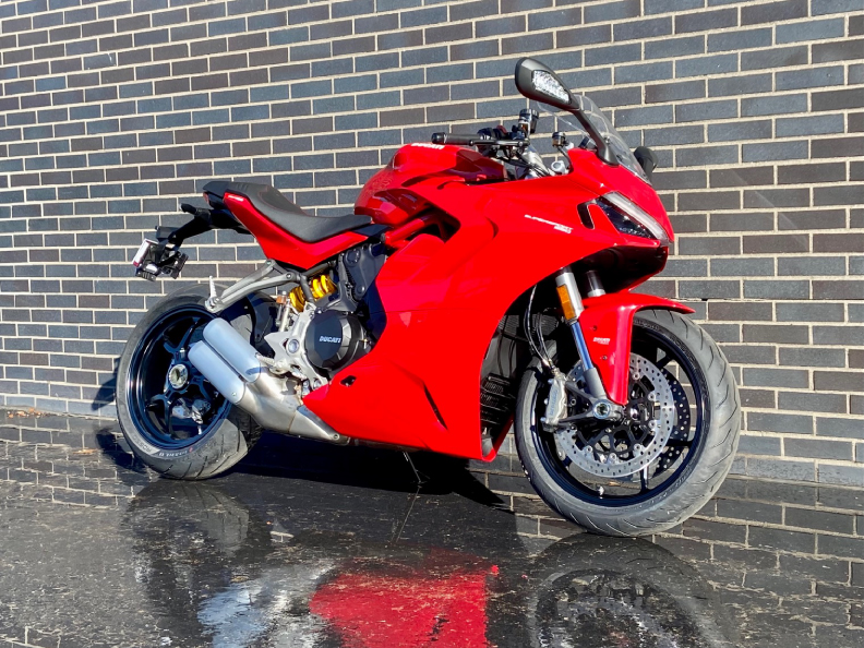 Ducati SuperSport 950 (2021-on) Review, Owner & Expert Ratings