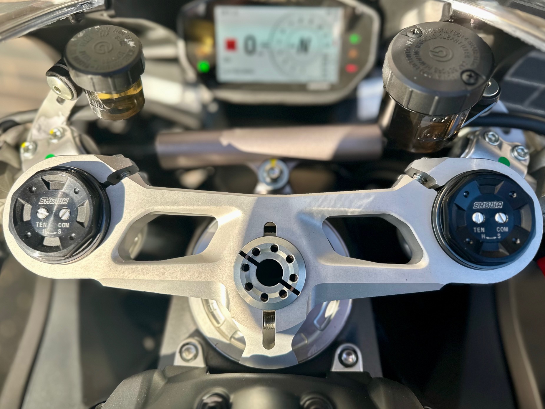 ’24 Panigale V2 – Black | Ducati Detroit