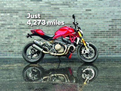 Ducati Monster 1200 S