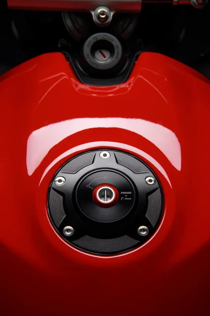DUCATI PANIGALE RIZOMA RACING FUEL TANK GAS CAP BLACK