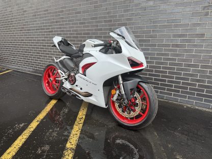 2021 Ducati Panigale V2 - Image 3
