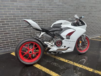 2021 Ducati Panigale V2 - Image 4