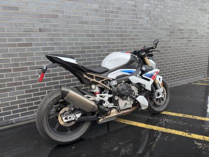 2022 BMW S1000R M Package - Image 4