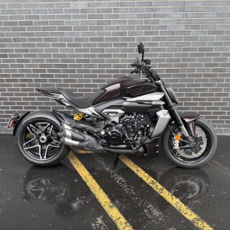 '25 XDiavel V4 Black Lava