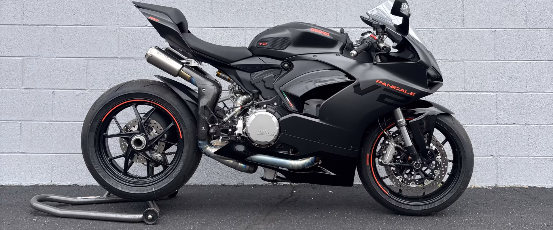 24′ PANIGALE V2
