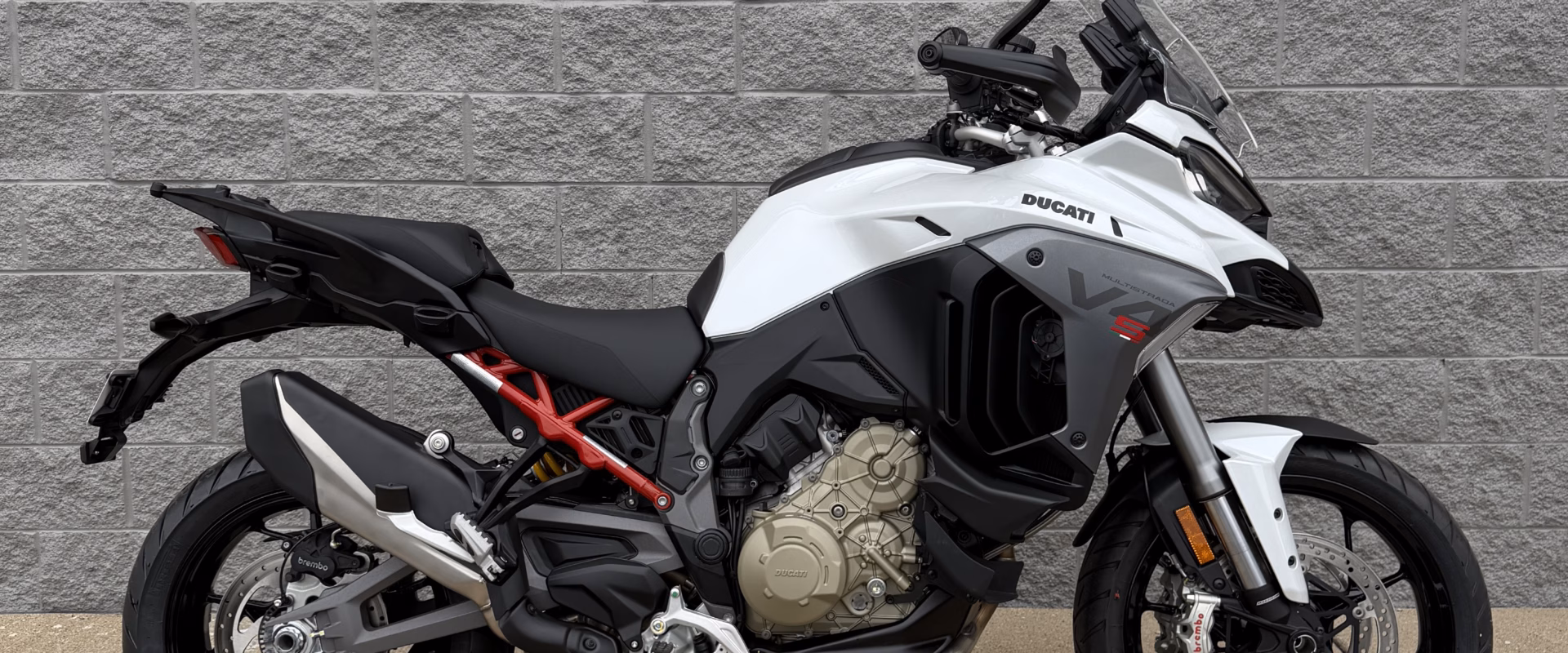 ’26 Multistrada V4 S White