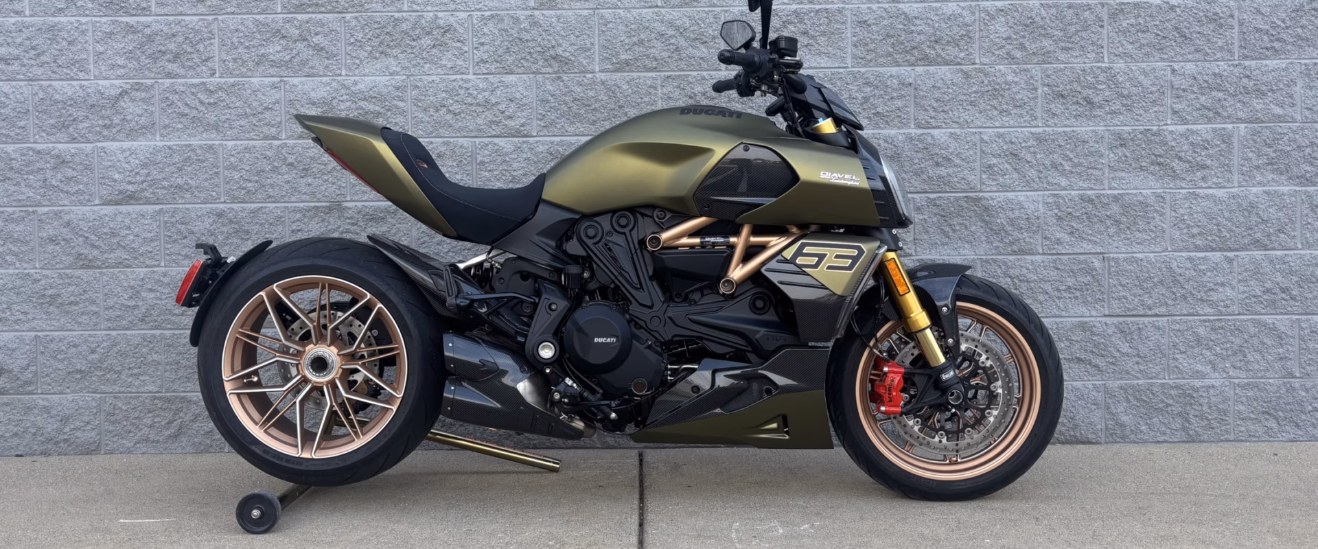 21′ DIAVEL 1260 LAMBORGHINI